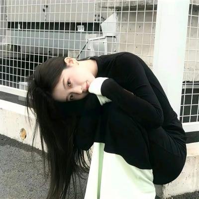 一个唱,一个不唱